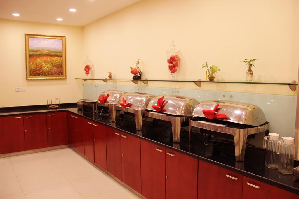 Hanting Express Qingdao Chengyang District Government Buitenkant foto