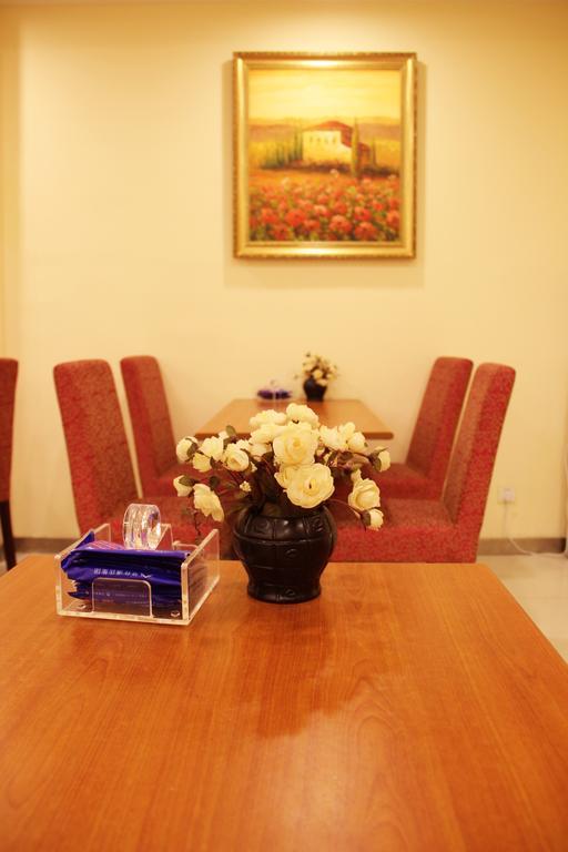 Hanting Express Qingdao Chengyang District Government Buitenkant foto